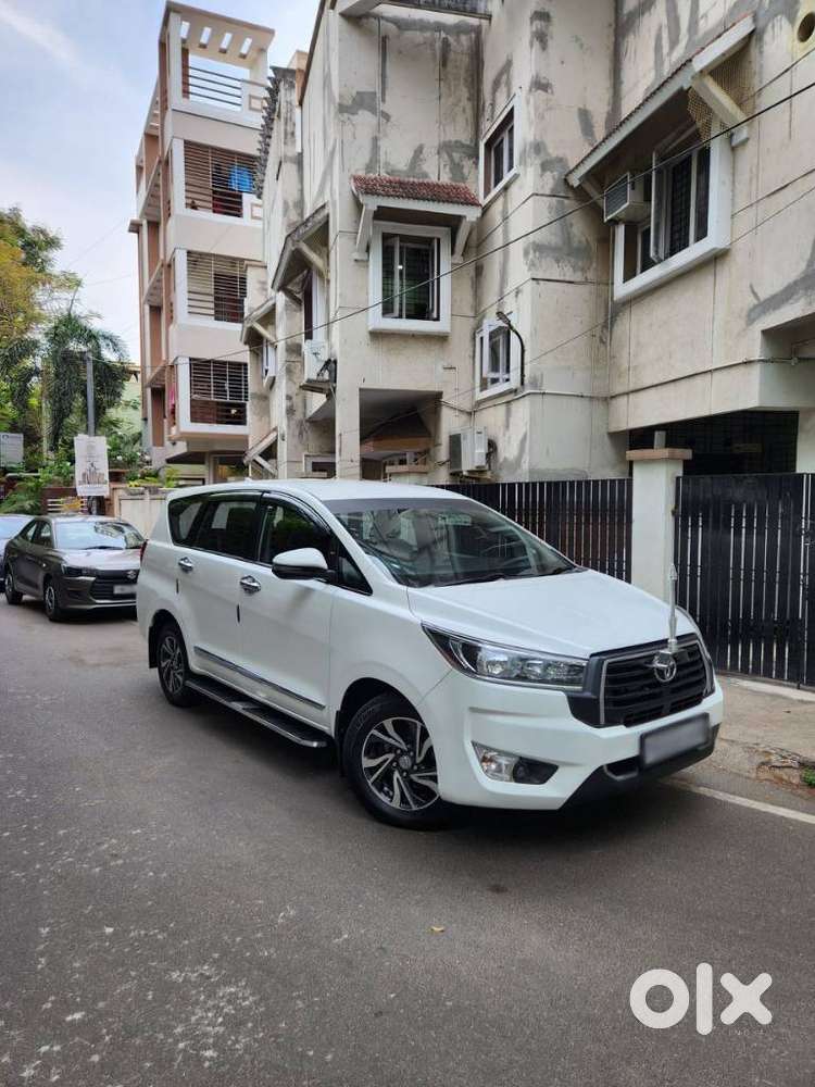 Toyota Innova Crysta 2.4 G Mt, 2019, Diesel