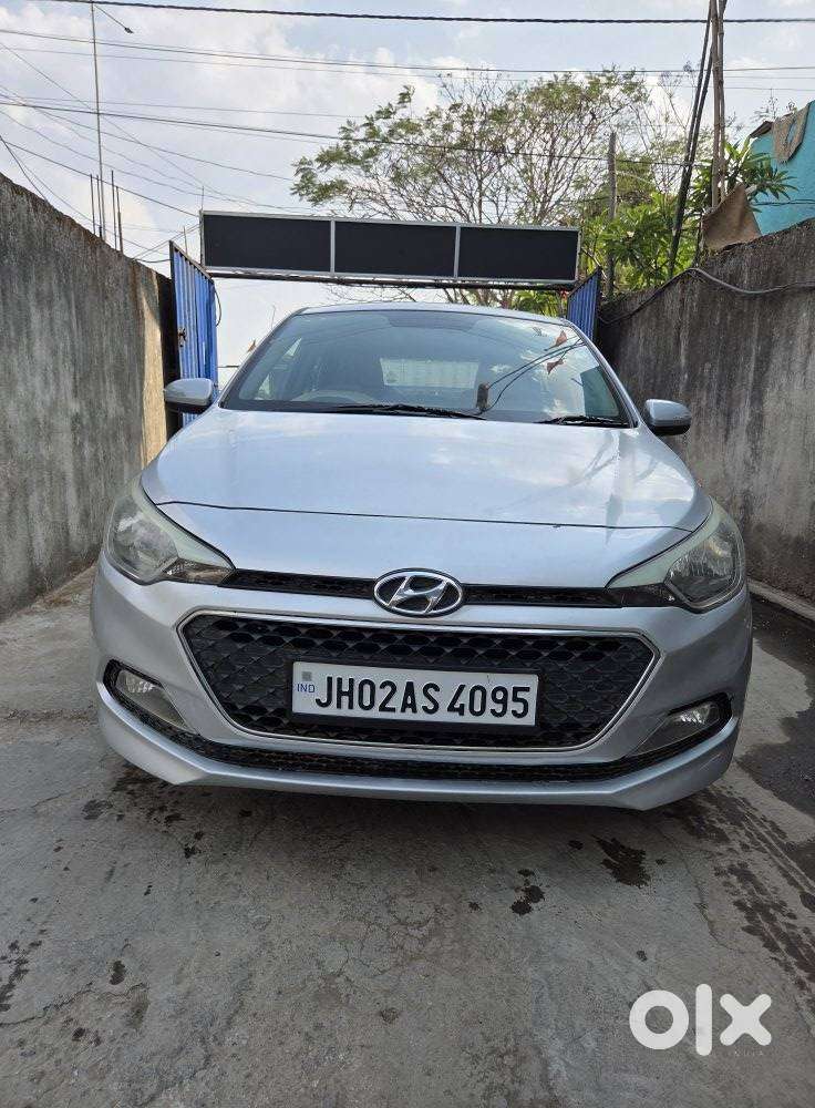 Hyundai I20 Sportz 1.2 Bs-iv, 2017, Petrol