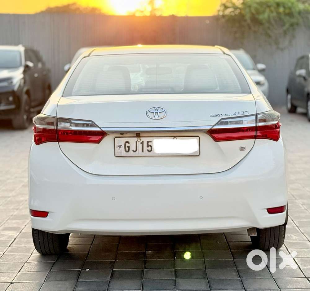 Toyota Corolla Altis [2014-2017] 1.8 G Cvt, 2017, Petrol