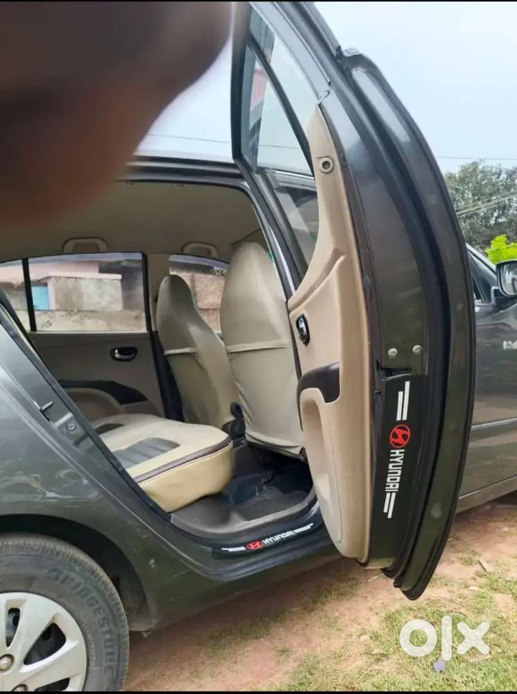 Hyundai I10 2012 Petrol 98000 Km Driven