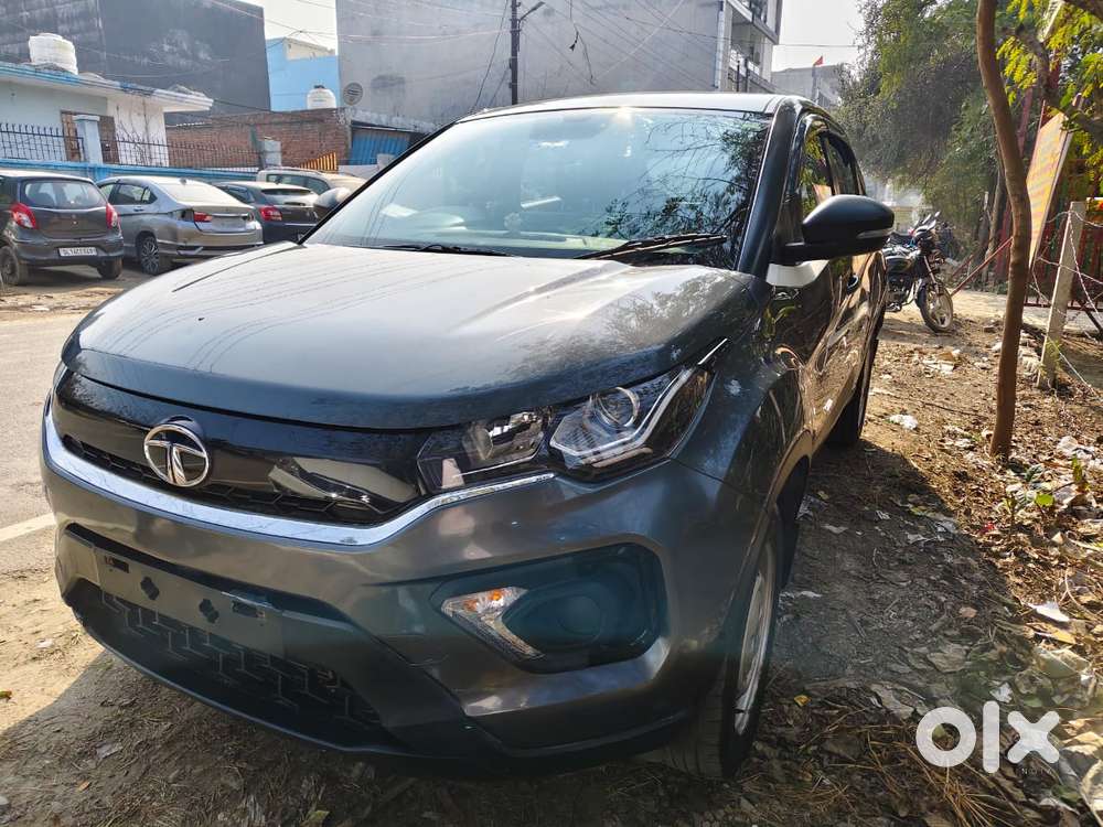 Tata Nexon 1.2 Revotron Xe, 2023, Petrol