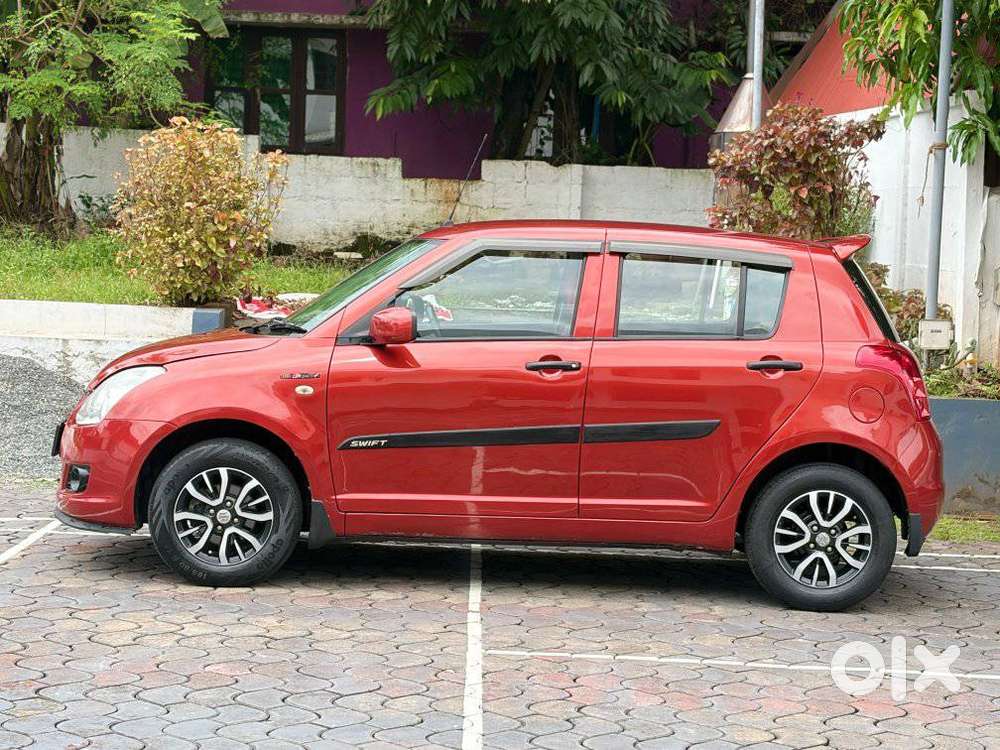 Maruti Suzuki Swift, 2011, Petrol