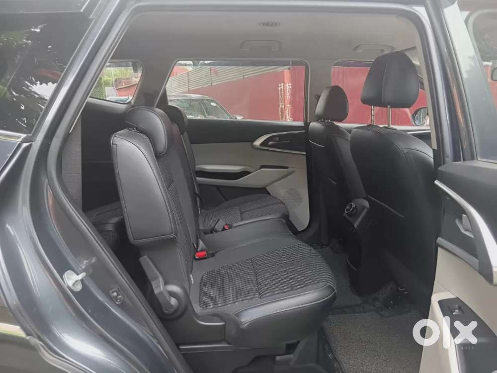 Kia Carens 1.4 Prestige 7 Str, 2022, Petrol