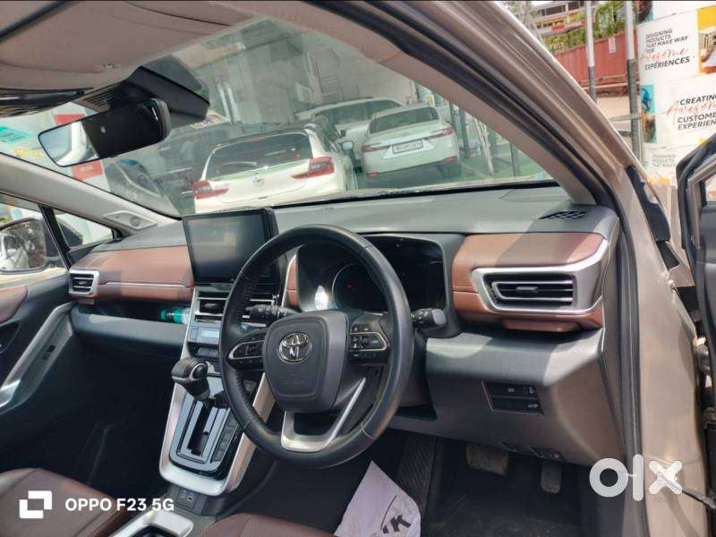 Toyota Innova Hycross 2.0 Zx (o) Hybrid 7 Str, 2024, Electric