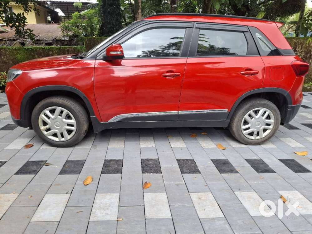 Maruti Suzuki Brezza 1.5 Vxi At Smart Hybrid, 2021, Petrol