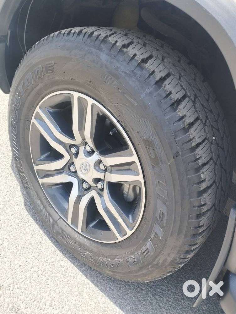 Toyota Fortuner 4x2 At 2.7 Petrol, 2024, Petrol