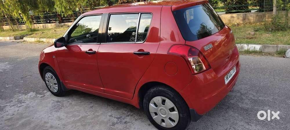 Maruti Suzuki Swift Vxi 1.2 Abs Bs-iv, 2008, Petrol