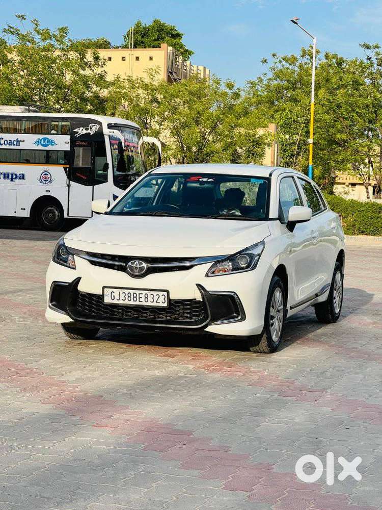 Toyota Glanza 1.2 E, 2023, Petrol