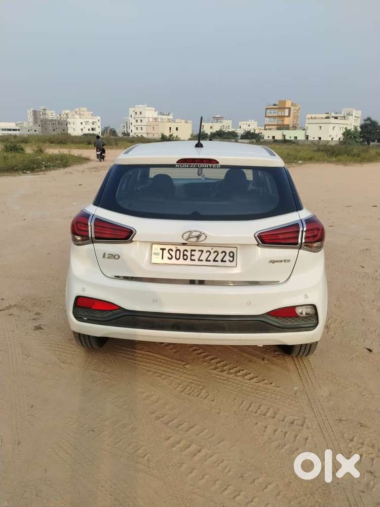 Hyundai I20 Sportz Plus Cvt, 2020, Petrol