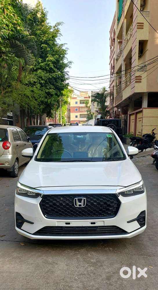 Honda Amaze Vx 1.2 Petrol Cvt, 2025, Petrol