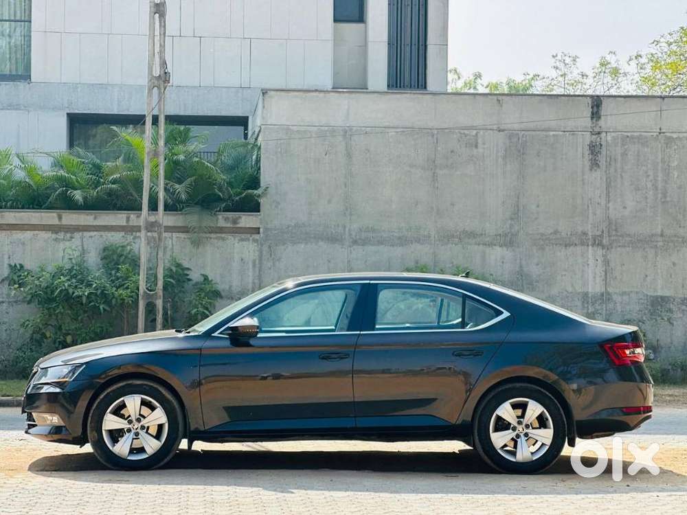 Skoda Superb Style 2.0 Tdi At, 2018, Diesel