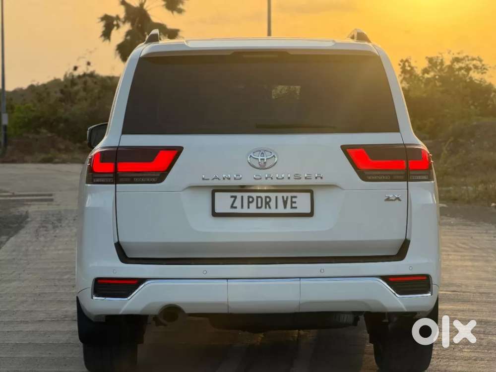Toyota Land Cruiser 3.3 Zx Diesel, 2023, Diesel