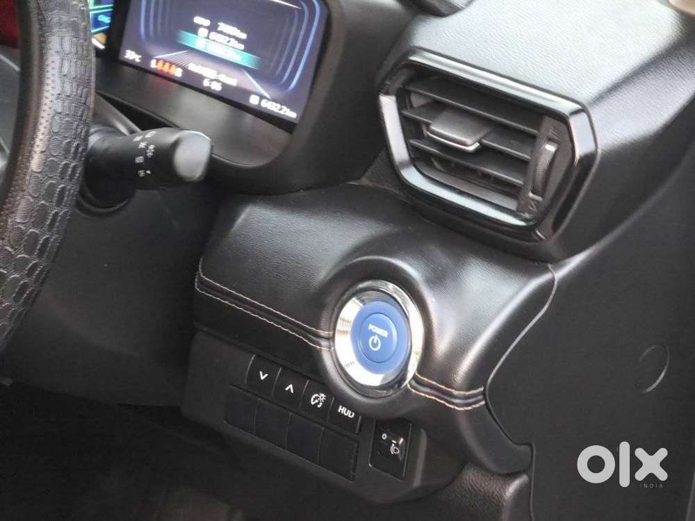 Maruti Suzuki Grand Vitara 1.5 Zeta Plus Intelligent Hybrid Ecvt, 20..