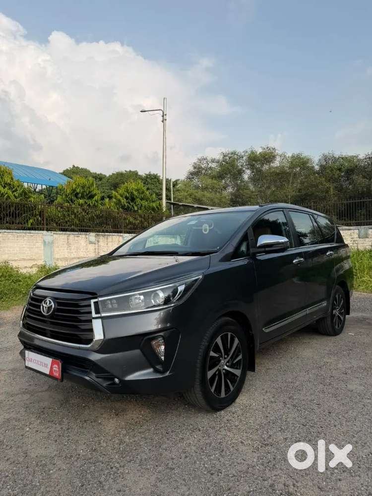 Toyota Innova Crysta 2022 2.4z Automatic