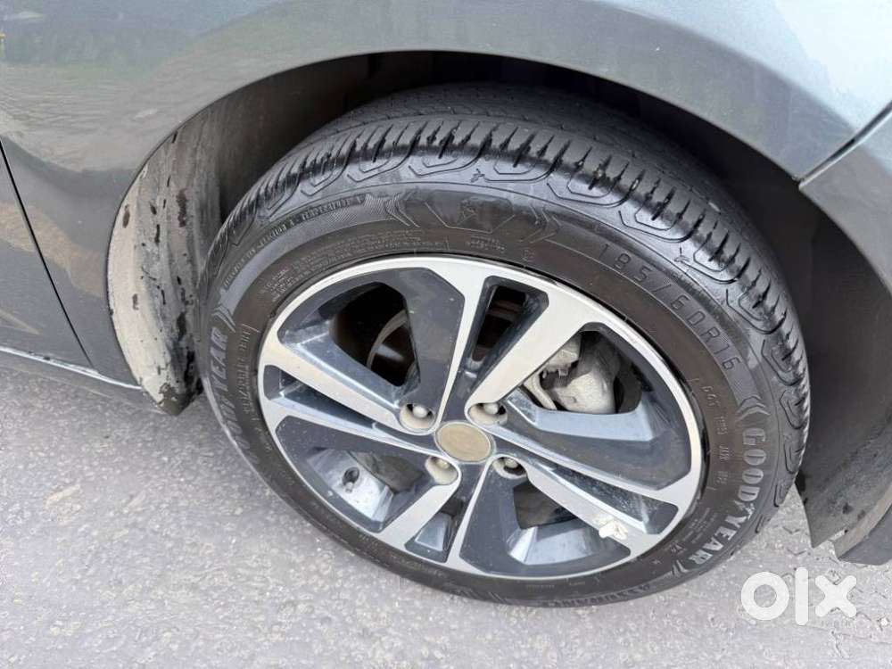 Tata Altroz Xz Plus (s), 2023, Petrol