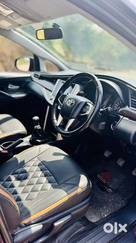 Toyota Innova Crysta 2.4 V 8 Str, 2017, Diesel