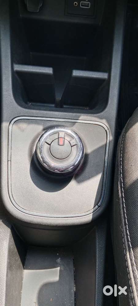 Renault Kwid Invincible 1.0 Amt, 2021, Petrol