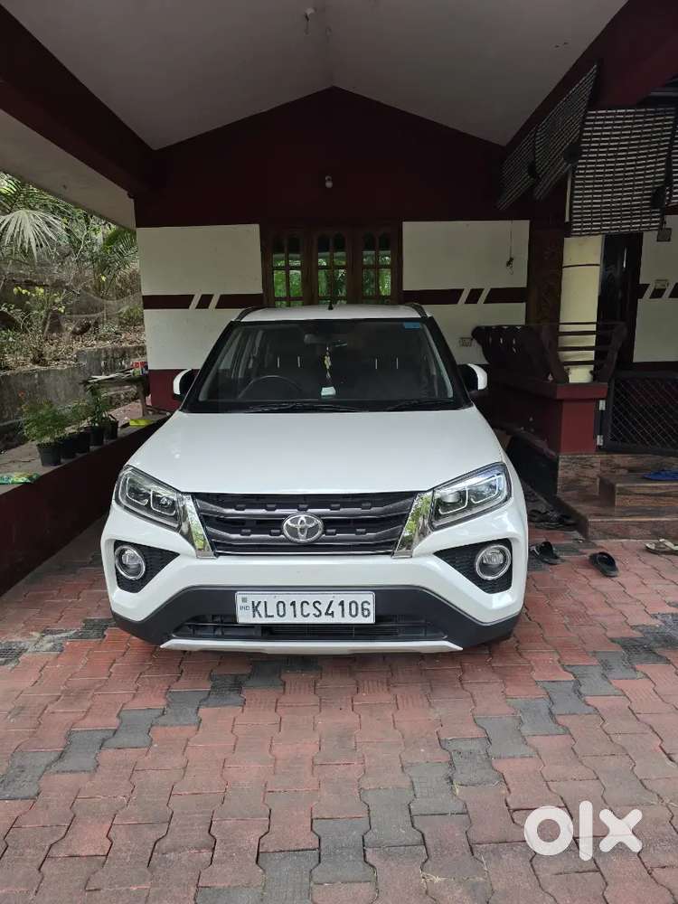 Toyota Urban Cruiser 2021 Petrol Well Maintained