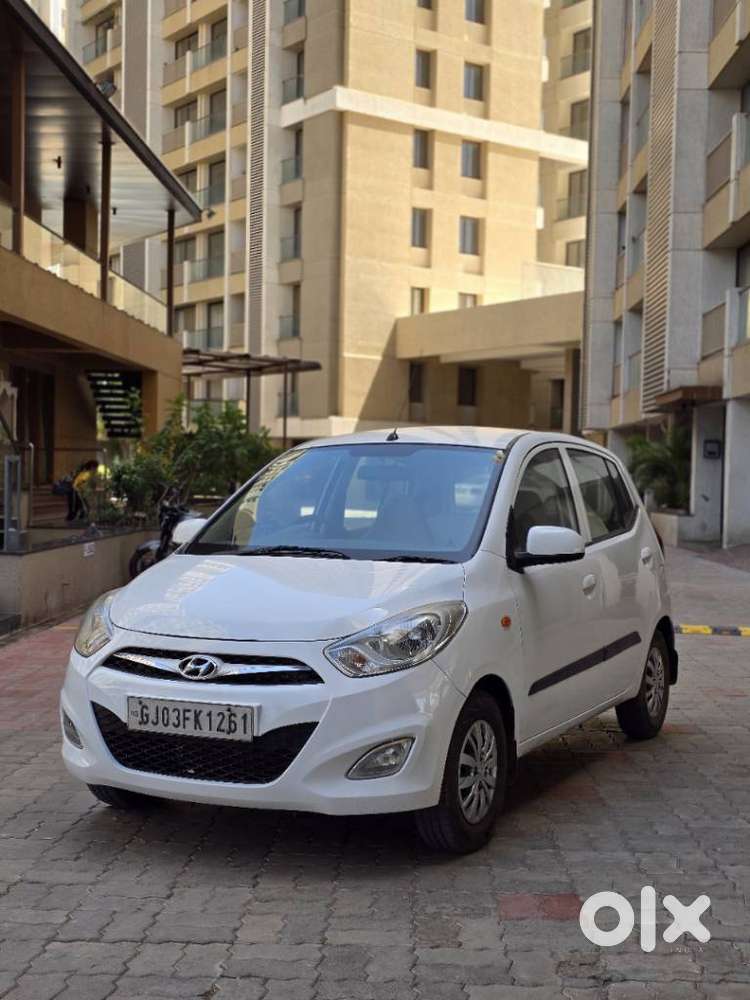Hyundai I10 Sportz 1.1 Irde2, 2014, Cng & Hybrids