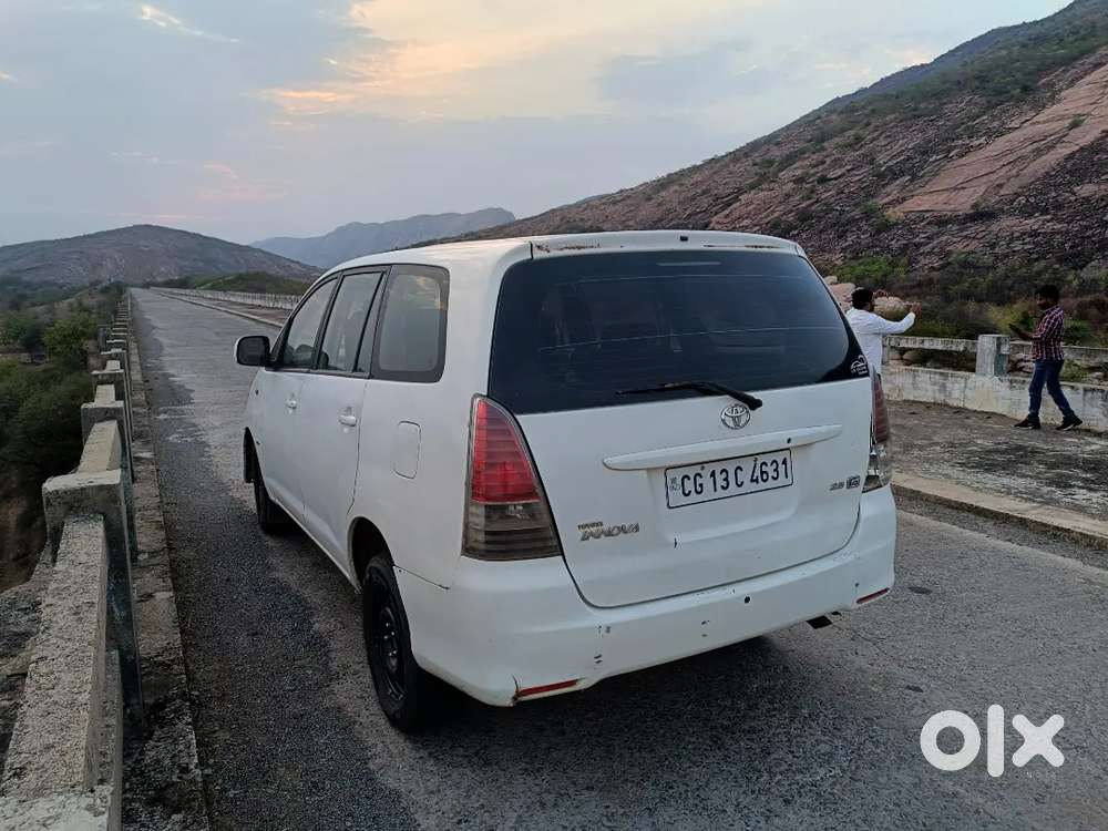 Toyota Innova 2011 Diesel Well Maintained