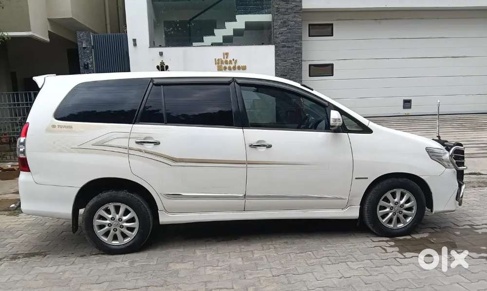 Toyota Innova Diesel 2014