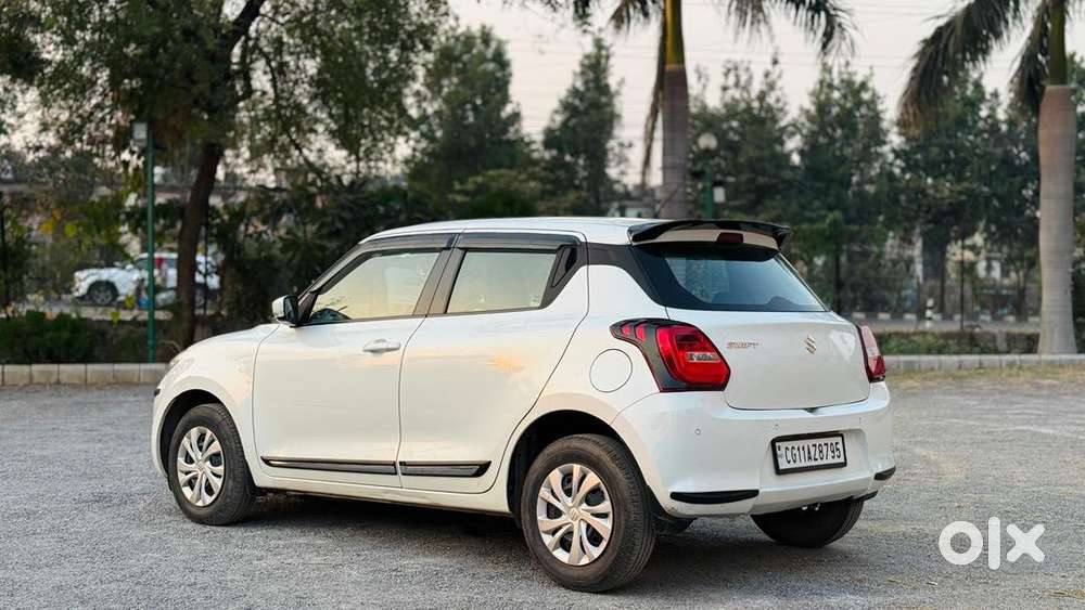 Maruti Suzuki Swift Vxi