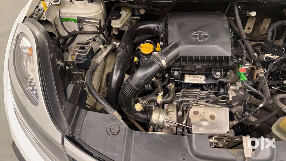 Tata Nexon 1.2 Revotron Xza Plus (l), 2018, Petrol