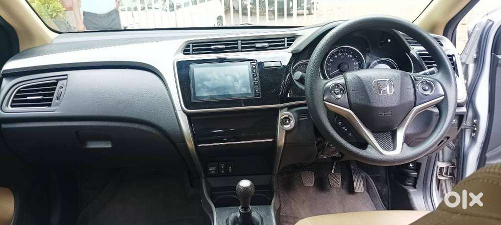 Honda City V Mt Exclusive, 2022, Petrol