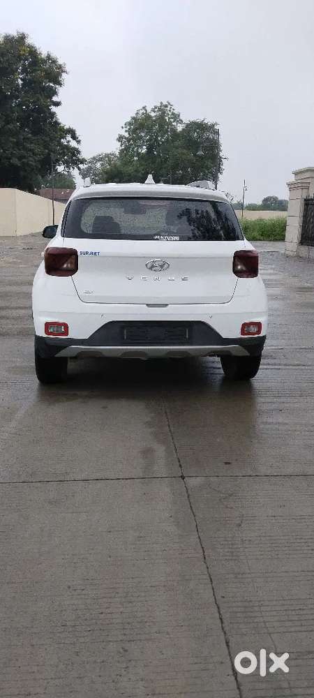 Hyundai Venue Diesel 2021
