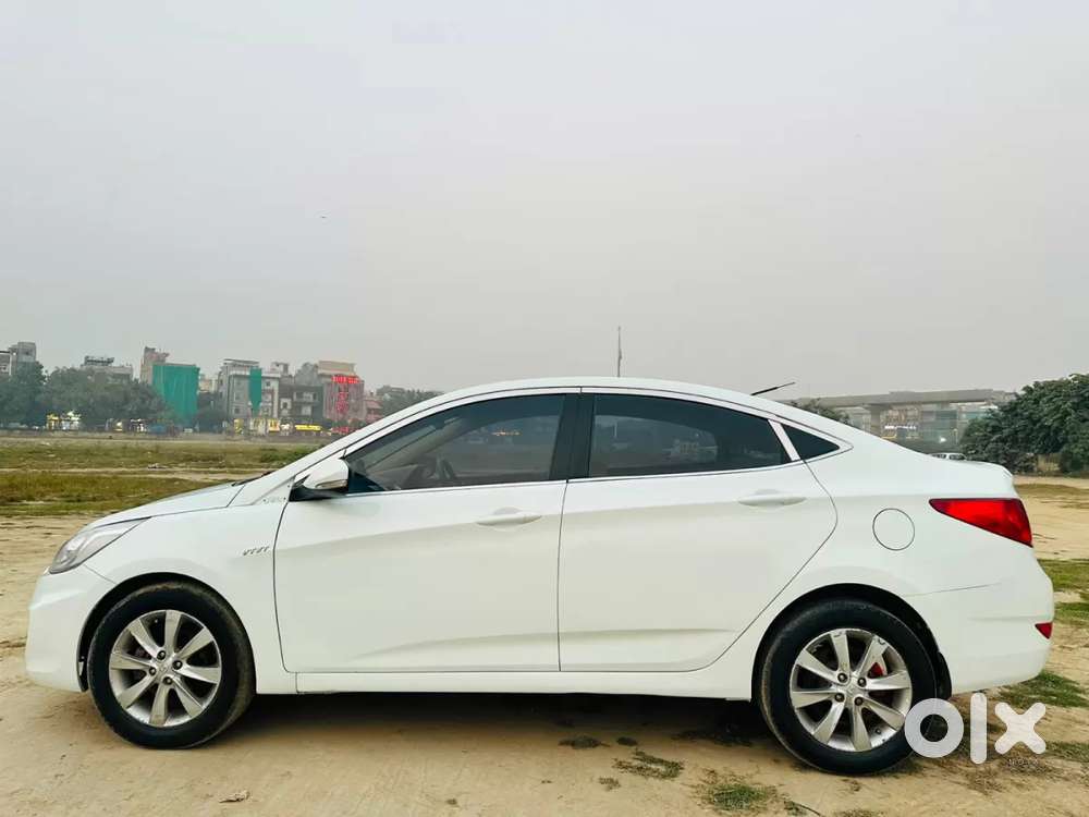 Hyundai Verna Fluidic 1.6 Vtvt Sx, 2013, Petrol