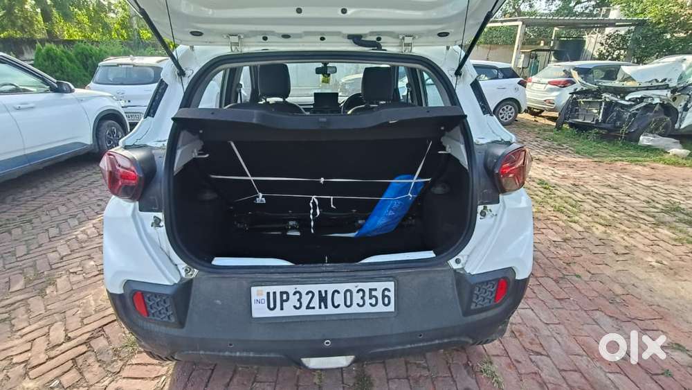 Tata Punch Pure, 2022, Petrol