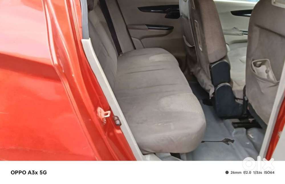 Mahindra Kuv 100 K8 5str, 2016, Diesel