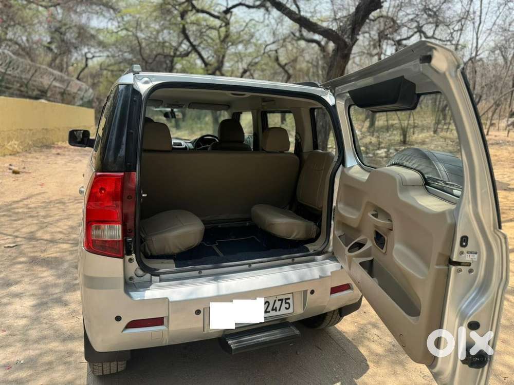 Mahindra Tuv 300 Mhawk100 T8 Dual Tone, 2018, Diesel