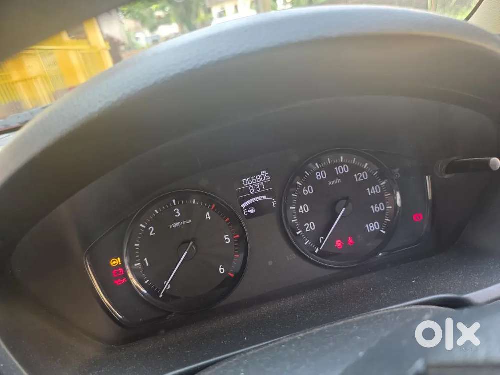 Under Warranty Honda Amaze 2019 Diesel 66700 Km Driven