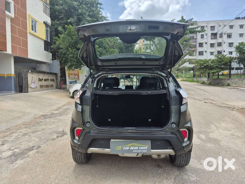 Tata Nexon 1.2 Revotron Xza Plus, 2020, Petrol