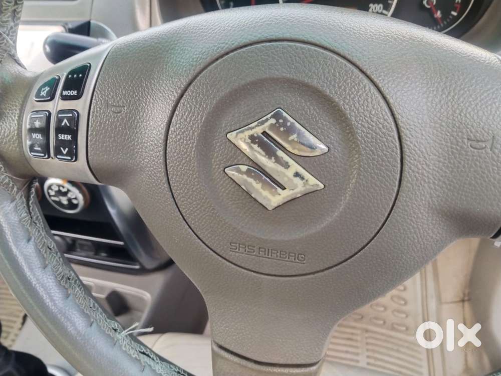 Maruti Suzuki Sx4 Zxi Mt Bsiv, 2012, Petrol