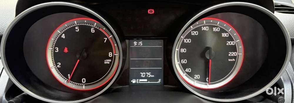 Maruti Suzuki Swift Vxi + Manual, 2022, Petrol