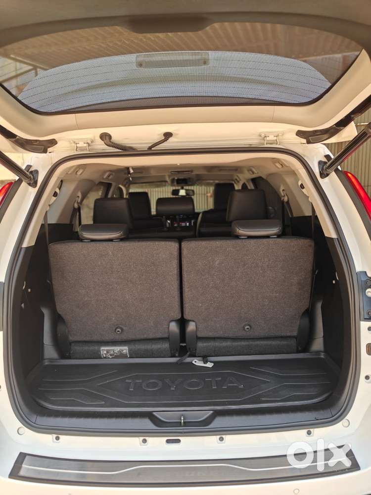 Toyota Fortuner 4x2 Mt 2.8 Diesel, 2024