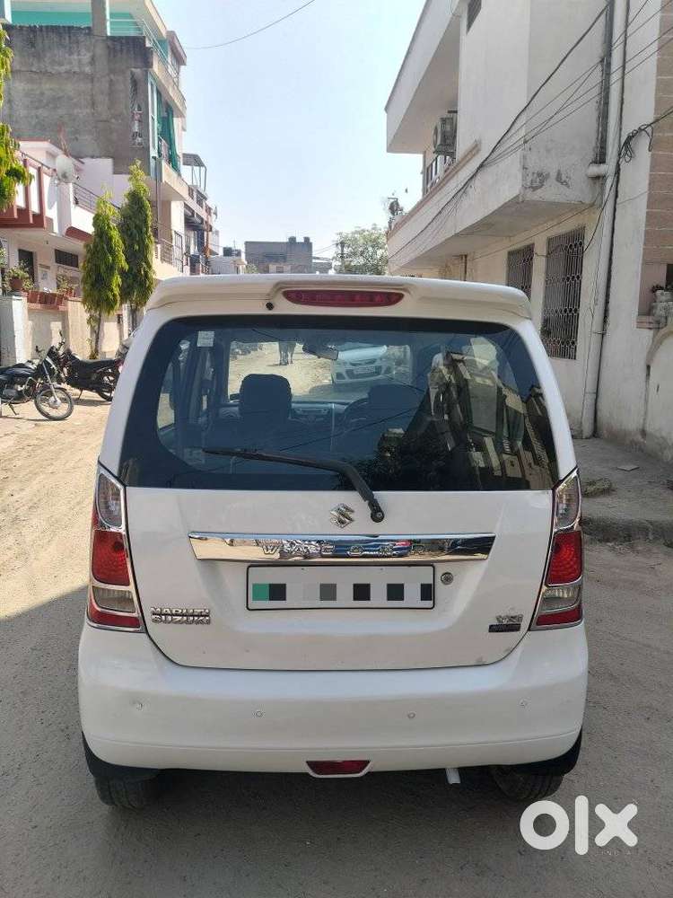 Maruti Suzuki Wagon R Vxi Amt1.2, 2016, Petrol