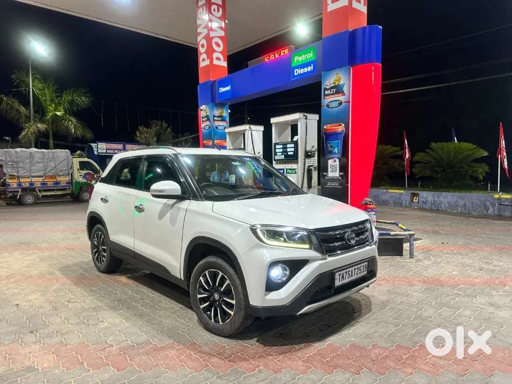 Toyota Urban Cruiser (2021) Low Kmns Running