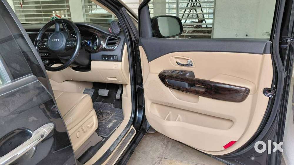 Kia Carnival Limousine+ At 2022 Diesel Automatic Black