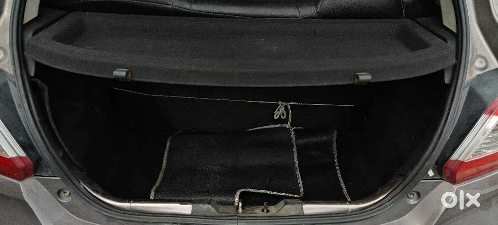 Tata Tiago Xt Petrol 2017