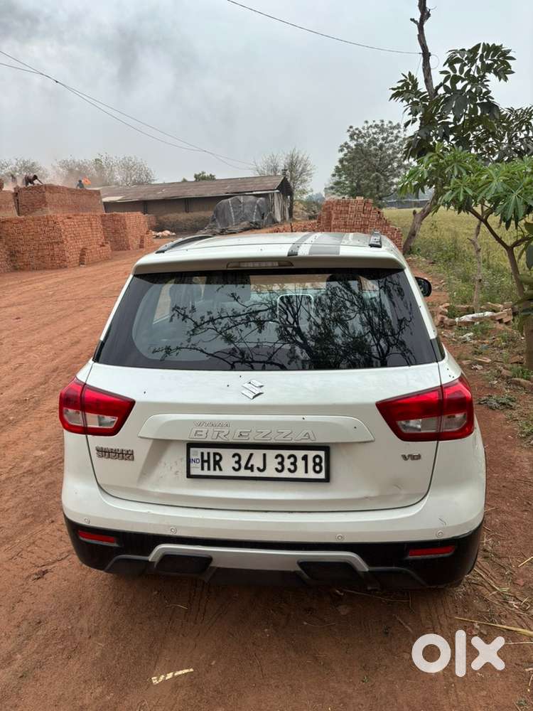 Maruti Suzuki Brezza 2017 Diesel Well Maintained