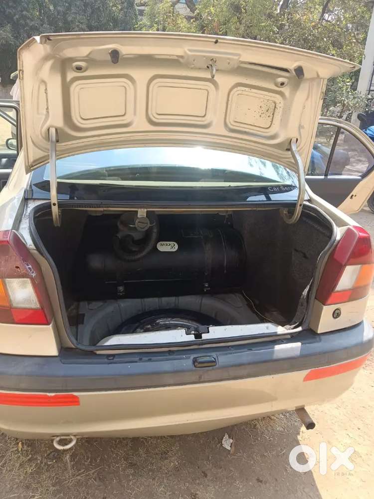 Ford Ikon 1.3 Clxi 2002 Petrol