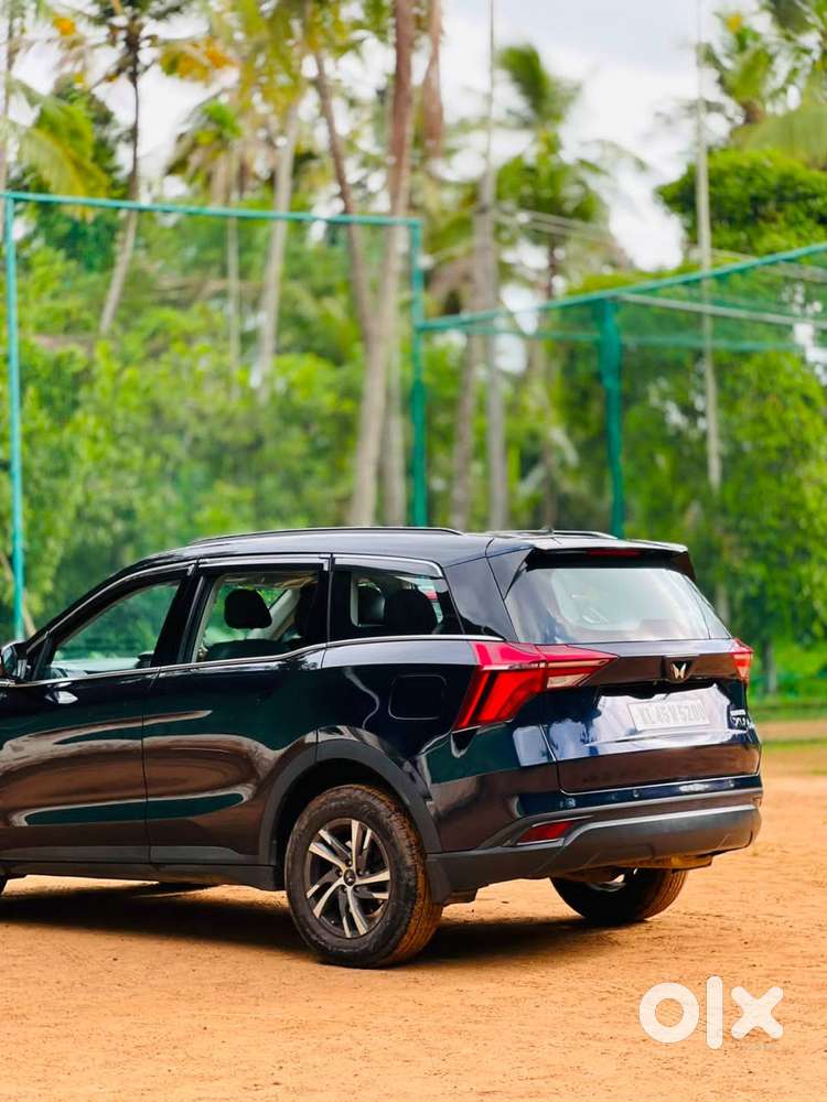 Mahindra Xuv 700 Less Used 3 Yrs