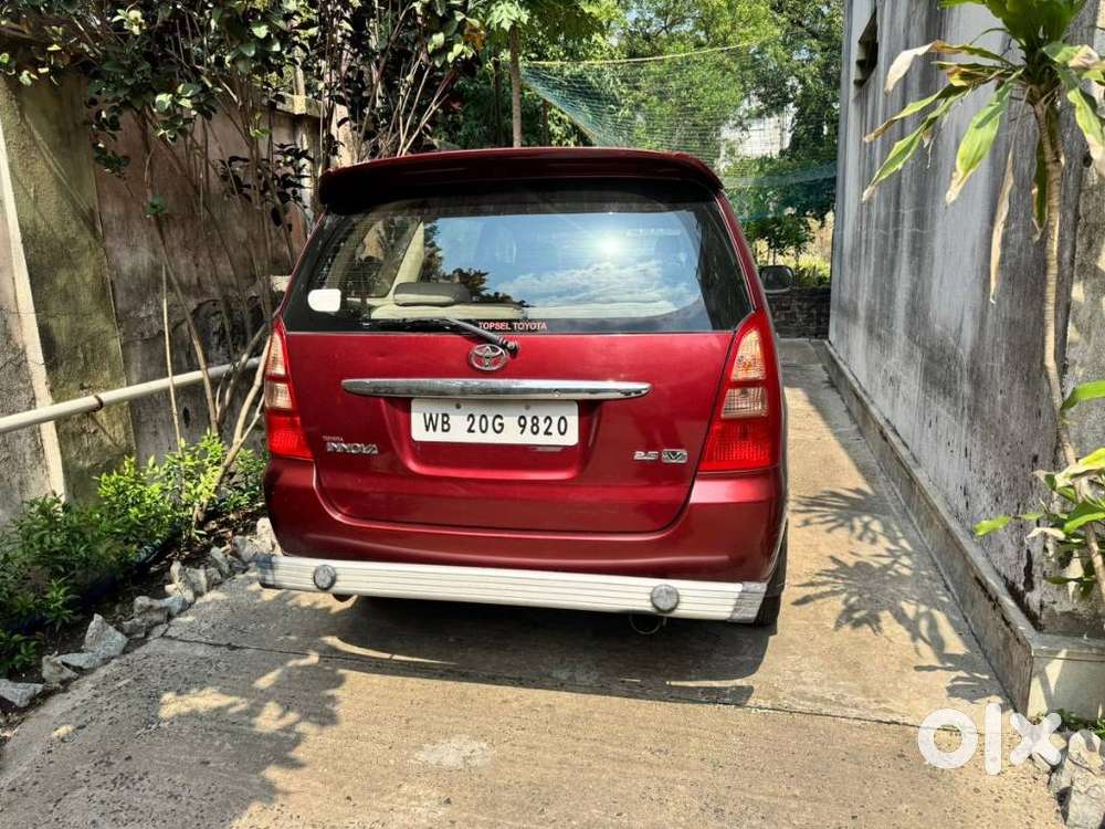 Toyota Innova 2004-2011 2.5 G4 Diesel 8-seater, 2006, Diesel