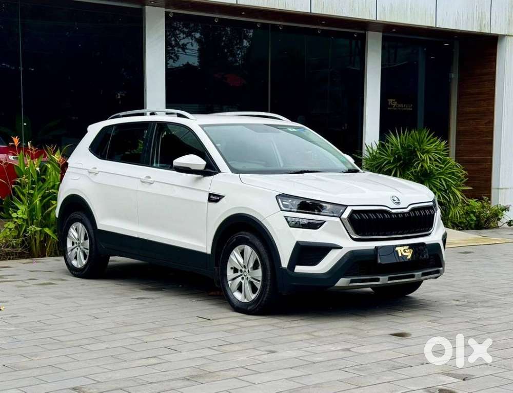 Skoda Kushaq Ambition 1.0l Tsi Mt, 2023, Petrol