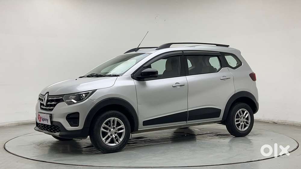 Renault Triber Rxt, 2022, Petrol