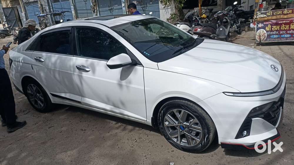 Hyundai Verna 1.5 Petrol 2025