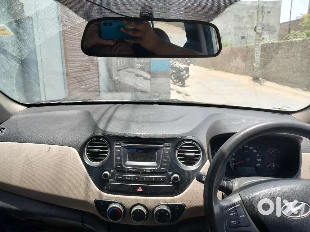 Hyundai Xcent Diesel Manual 2014 With 70720 Km